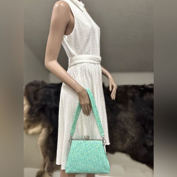 Genuine Leather Cobblestone Embossed Handmade Push Lock Boxy Bag/Multi Use Style - Picture 10 of 16